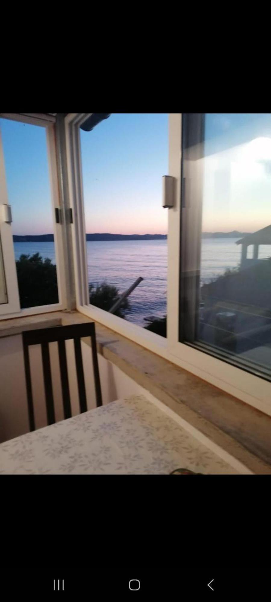 Apartmani Valerija I Joso Bibinje Habitación foto